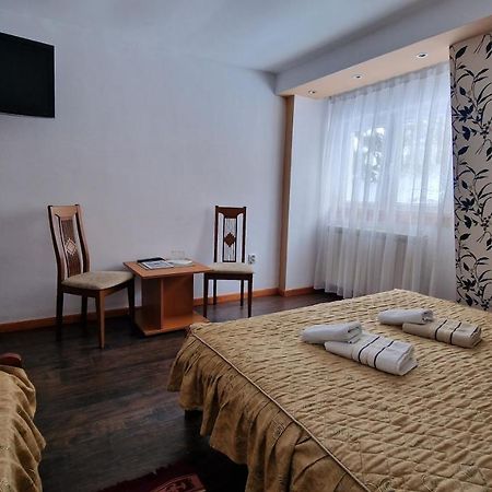 Vila Zlatar Bed & Breakfast โนวาวาโรช ภายนอก รูปภาพ